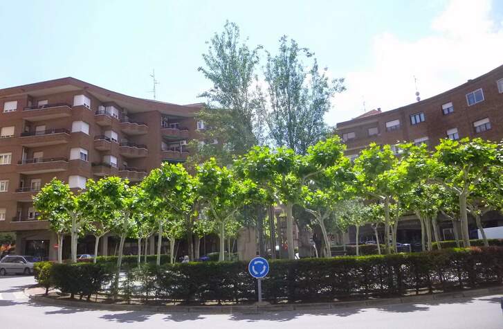 Calahorra_-_Plaza_de_la_Libertad.jpg
