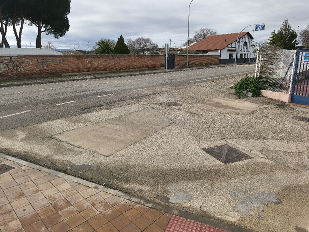 Asfaltado entre el Lidl y la empresa INELEC